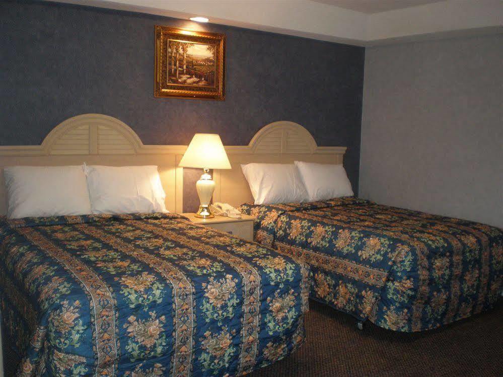 Village Inn & Suites - Smithville Zewnętrze zdjęcie